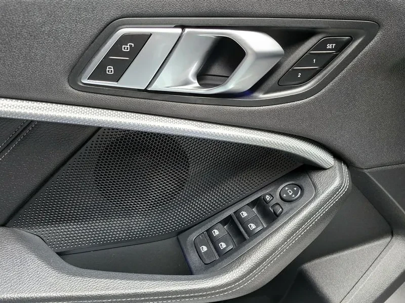 BMW 120 F40 MPACK, снимка 17 - Автомобили и джипове - 55790149