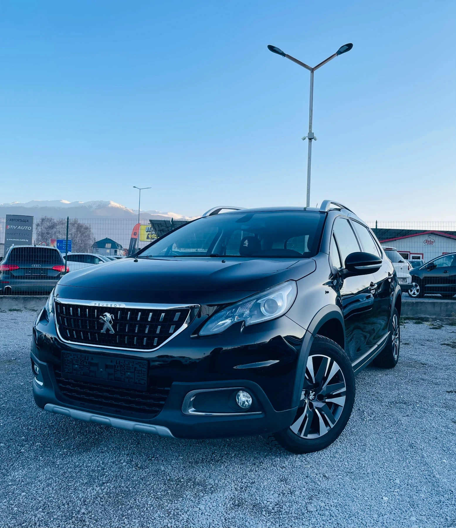 Peugeot 2008 1.6 Blue-HDi Facelift EURO6* Кожа* Сервизна книжка, снимка 1
