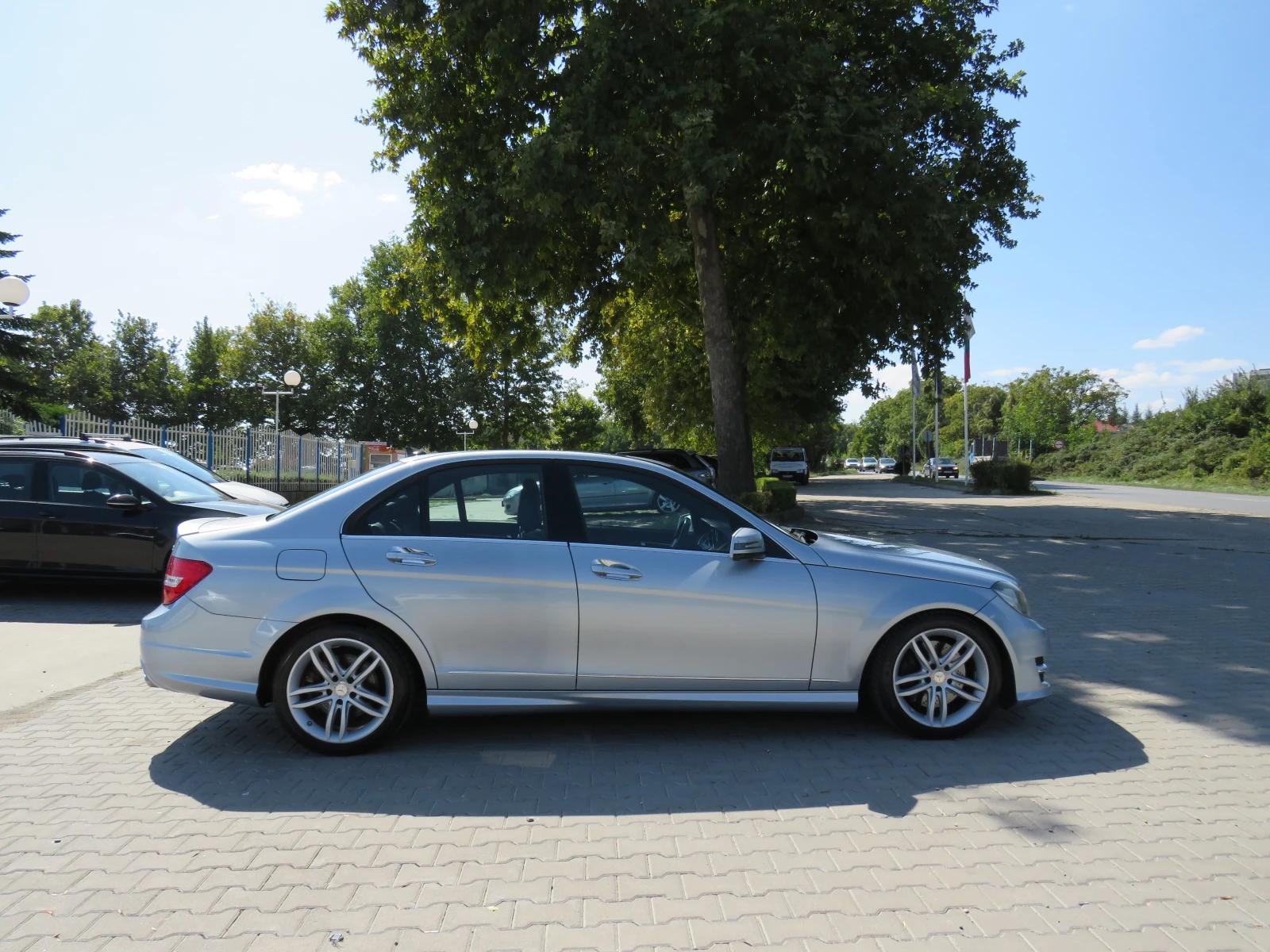 Mercedes-Benz C 300 * * * V6 AMG PACK 4-MATIC* * *  - изображение 4