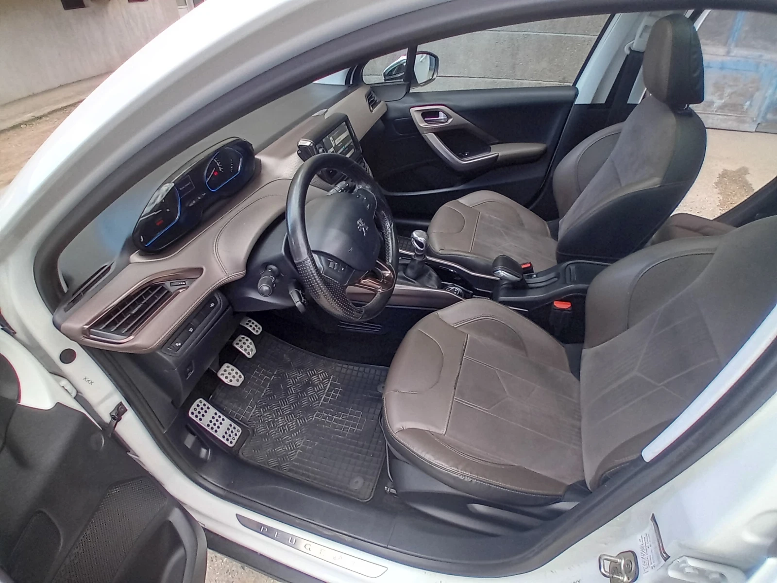 Peugeot 2008  - изображение 8