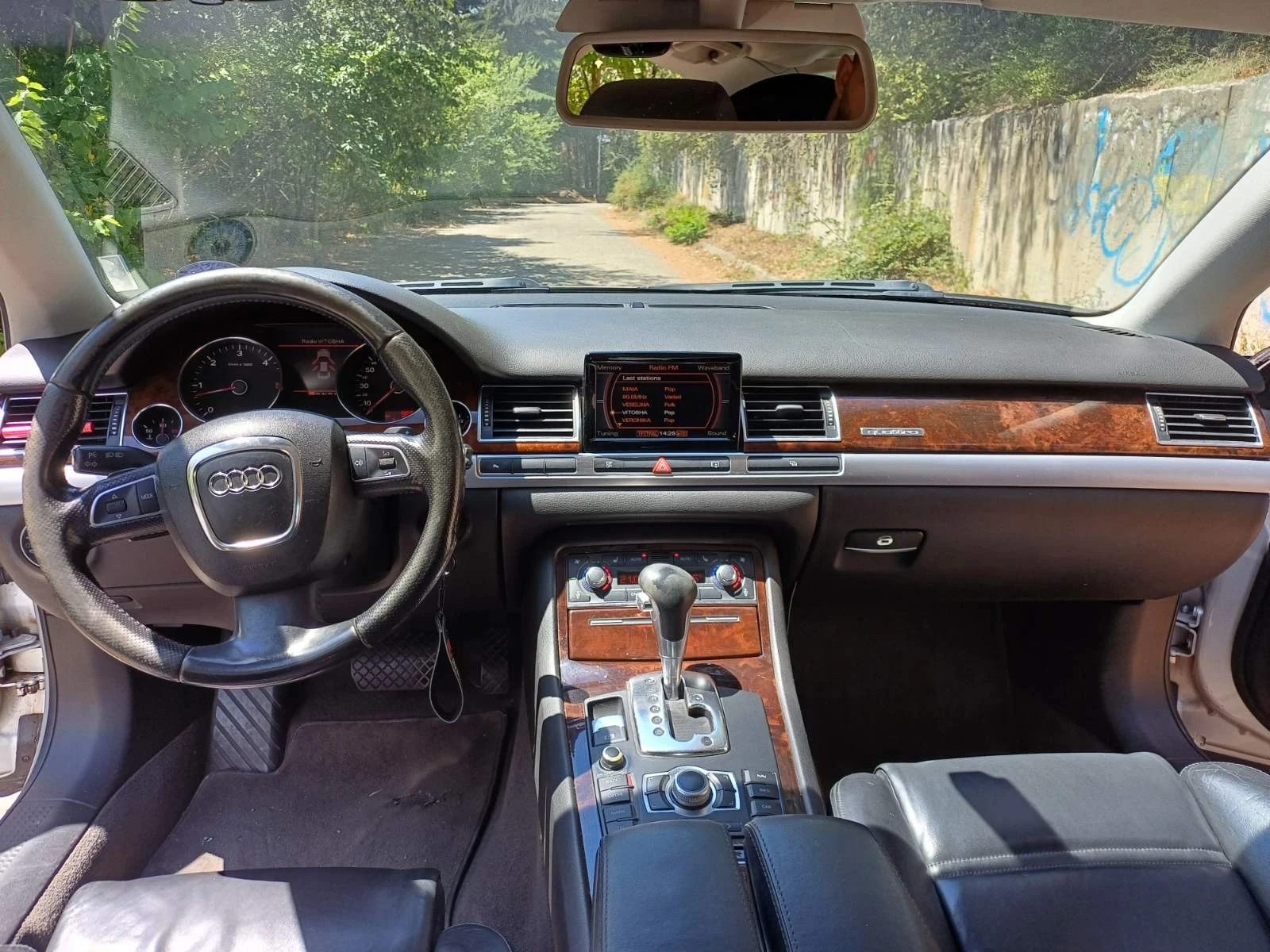 Audi A8 4.2 TDI - изображение 8