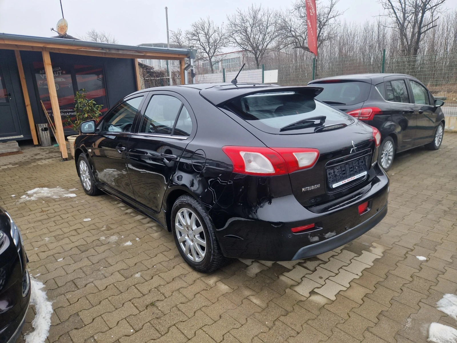 Mitsubishi Lancer 1.8i SB  - изображение 4