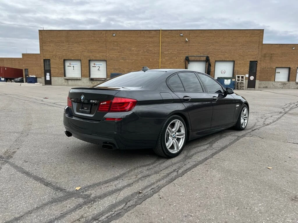 BMW 550 xDrive* Автокредит(Цена до БГ) - изображение 5