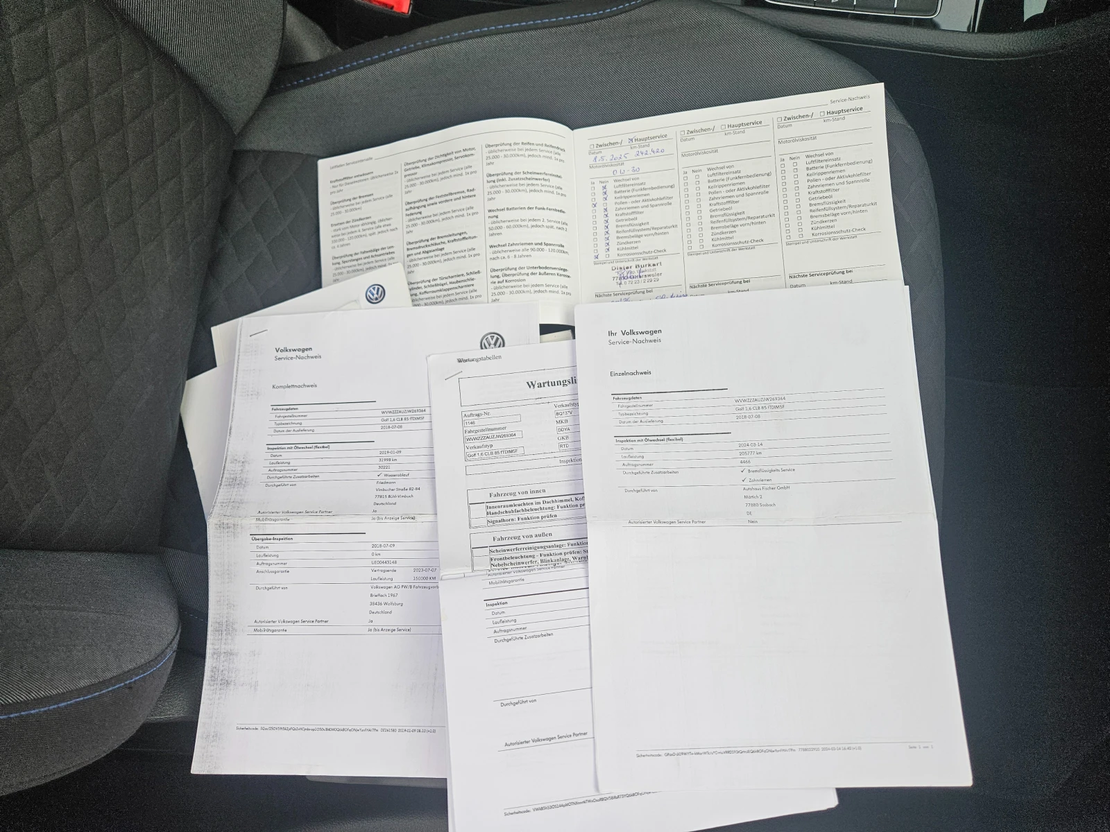 VW Golf 1.6 TDi ��������  ������ | Mobile.bg � ����������� 16