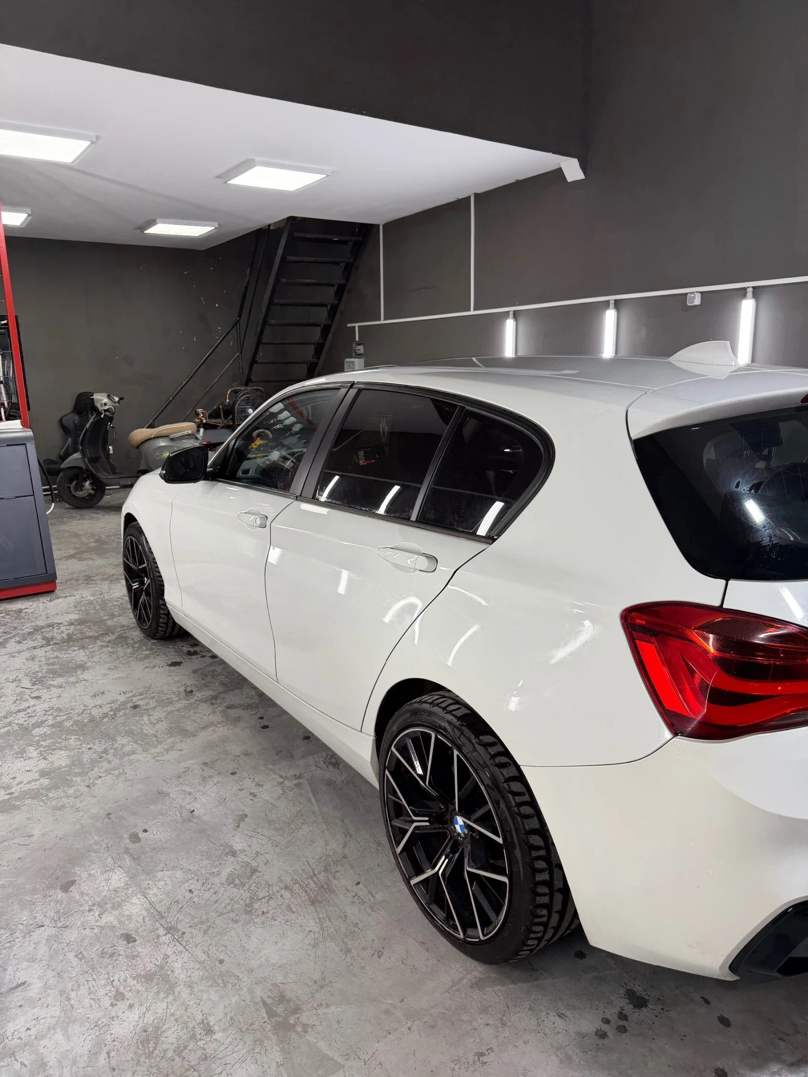 BMW 120 Xdrive М пакет визия, снимка 6 - Автомобили и джипове - 53541338