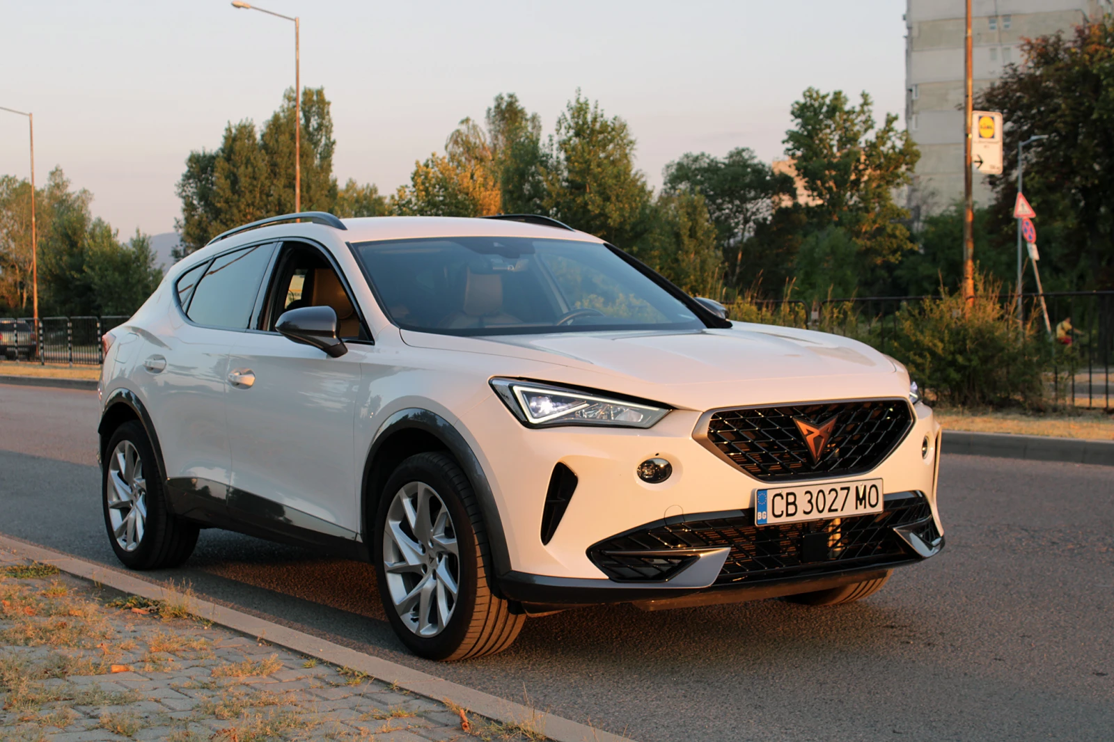 Cupra Formentor 1.5 TSI, снимка 12 - Автомобили и джипове - 53866839