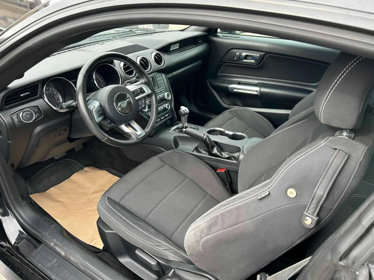 Ford Mustang * V6 * CARFAX * ���������� ��� ������������ ������ | Mobile.bg � ����������� 6