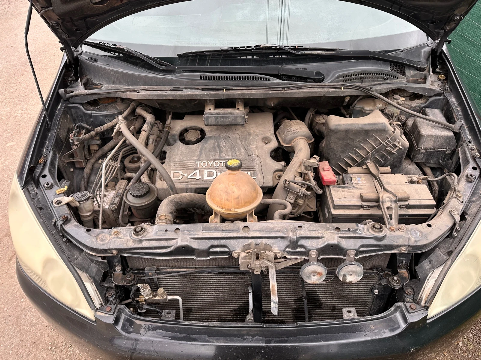 Toyota Avensis verso 1, снимка 6 - Автомобили и джипове - 54830492