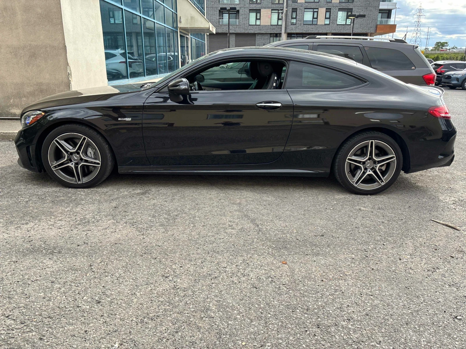 Mercedes-Benz C 43 AMG 4MATIC * ПОДГРЕВ * ПАНОРАМА * BURMESTER * CARFAX, снимка 2 - Автомобили и джипове - 54839354