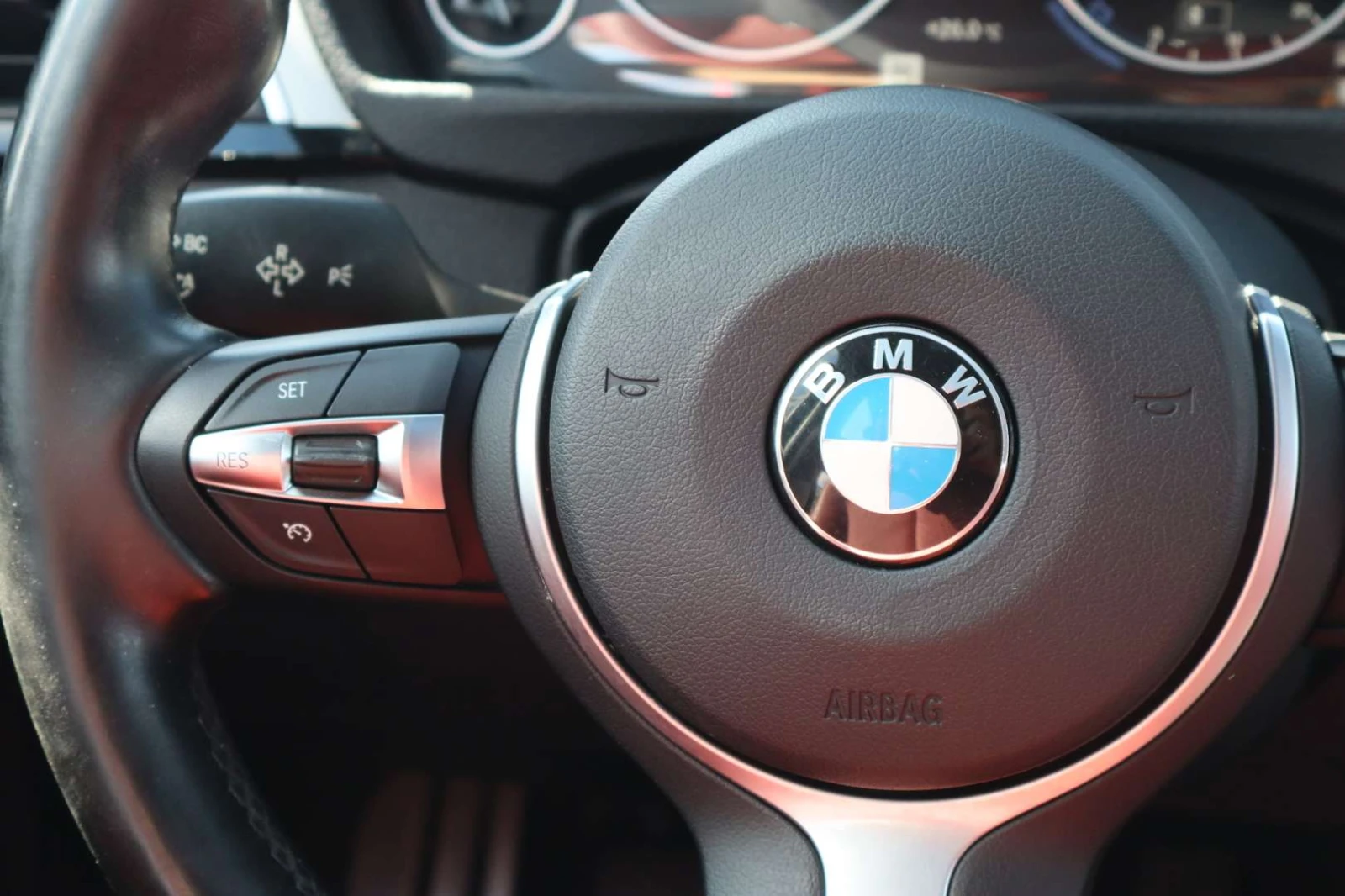 BMW 340 340i xDrive ПАНО / РЪЧКА / ЩОРА / ЦЕНА ДО БГ, снимка 13 - Автомобили и джипове - 54875097
