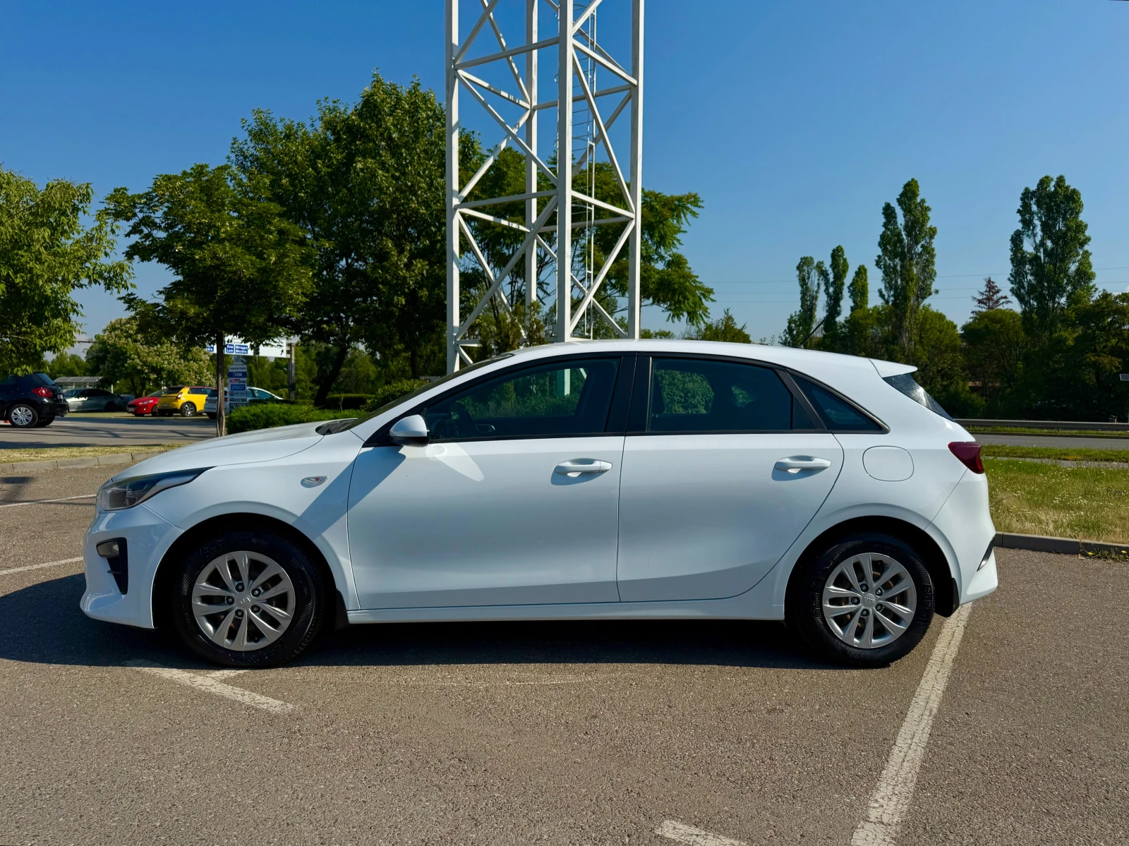 Kia Ceed 1.6D ГАРАНЦИЯ 6 МЕСЕЦА ИЛИ 5000КМ, снимка 2 - Автомобили и джипове - 55061747