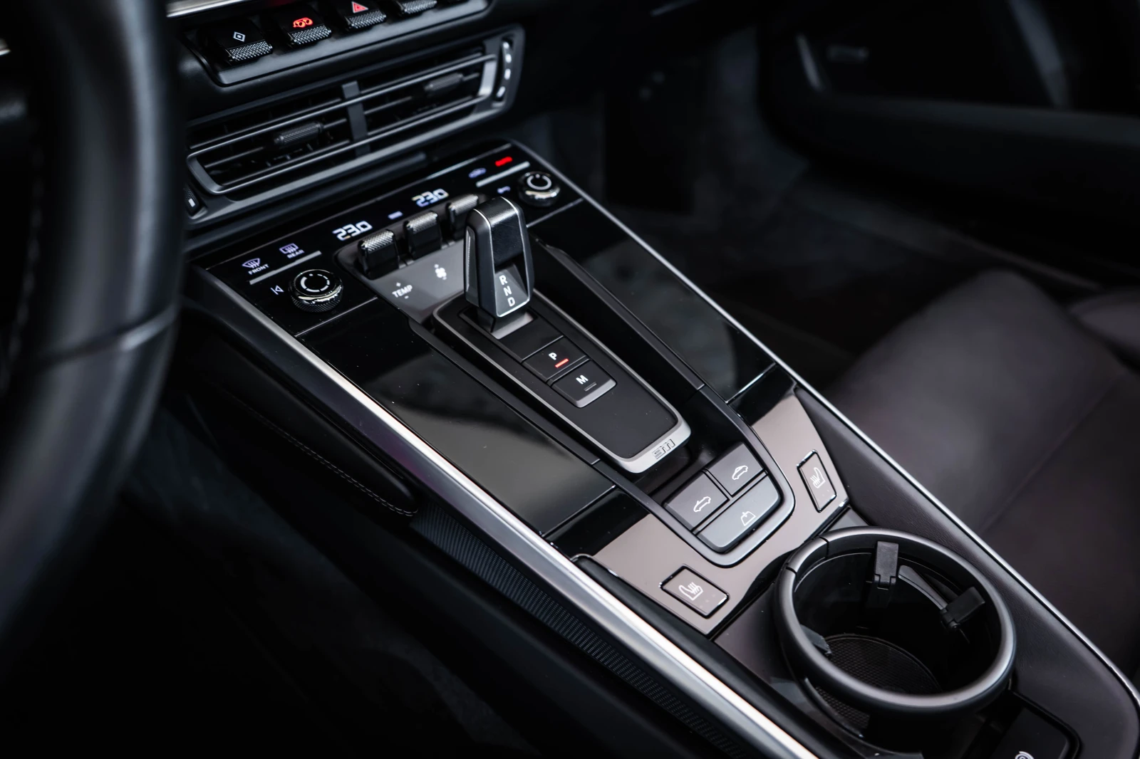 Porsche 911 Turbo S cabrio, снимка 9 - Автомобили и джипове - 55172119