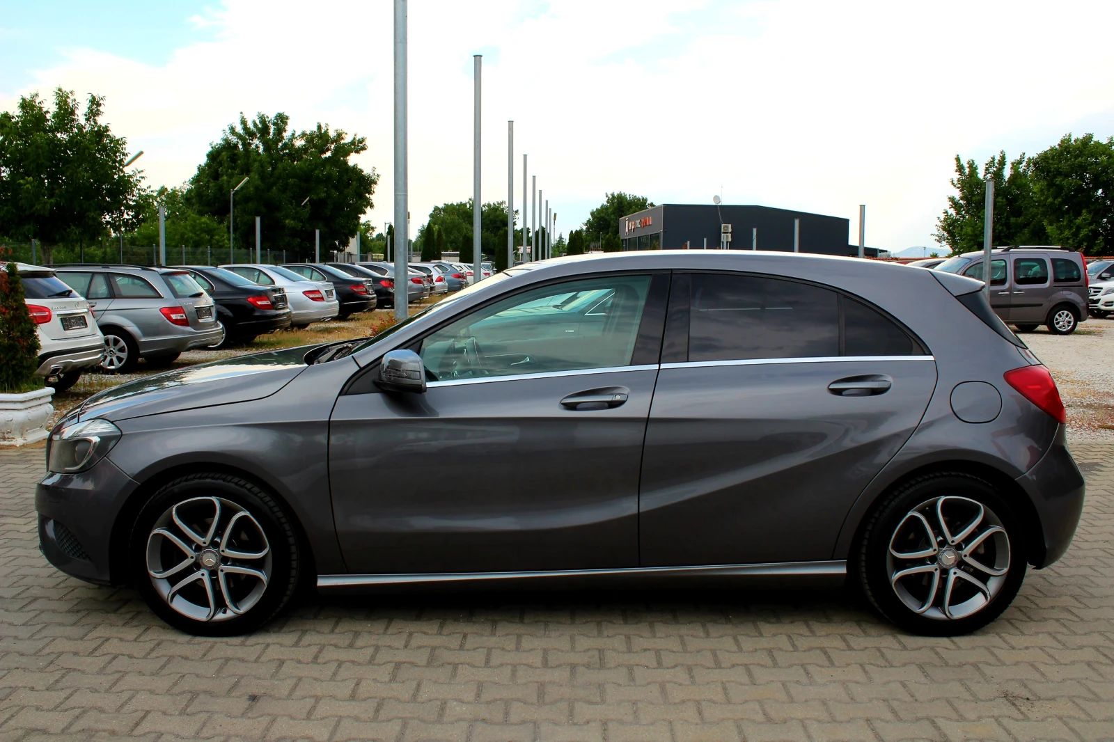 Mercedes-Benz A 180 CDI СОБСТВЕН ЛИЗИНГ, снимка 4 - Автомобили и джипове - 55327596