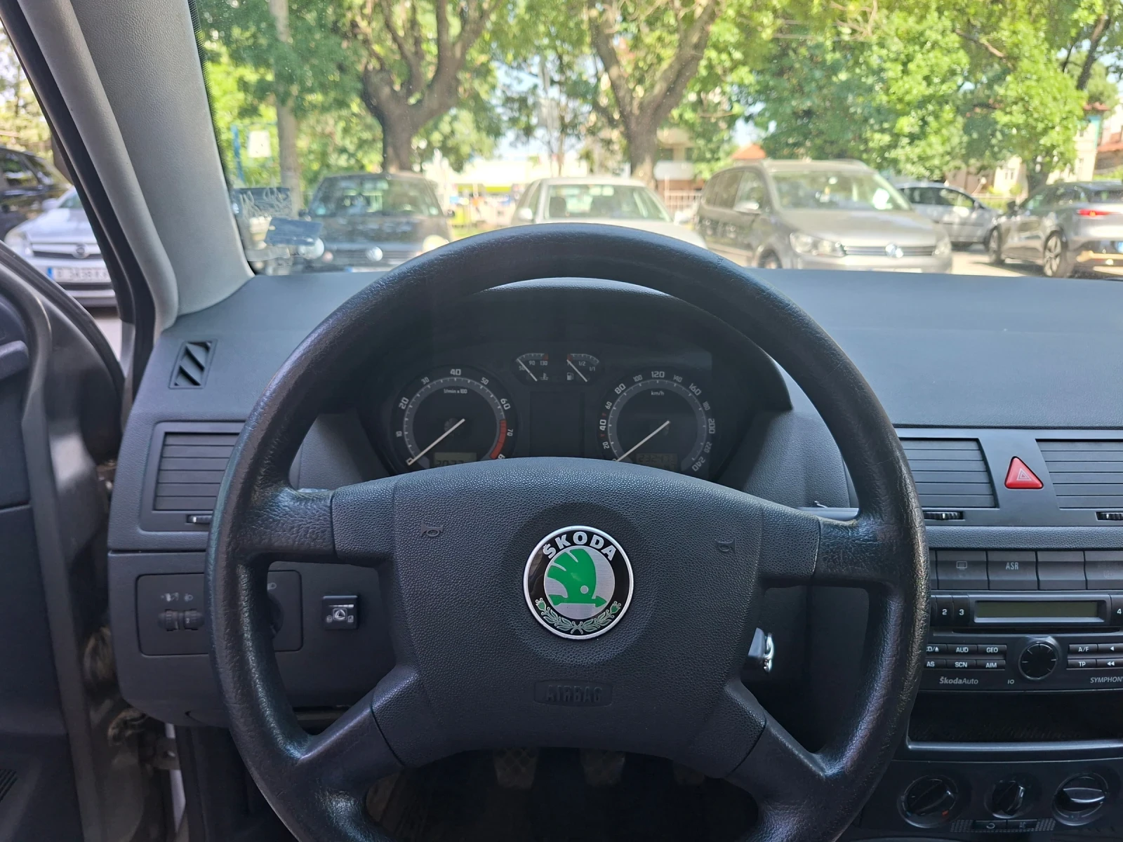 Skoda Fabia 1.4 16V Газ, снимка 6 - Автомобили и джипове - 55378210