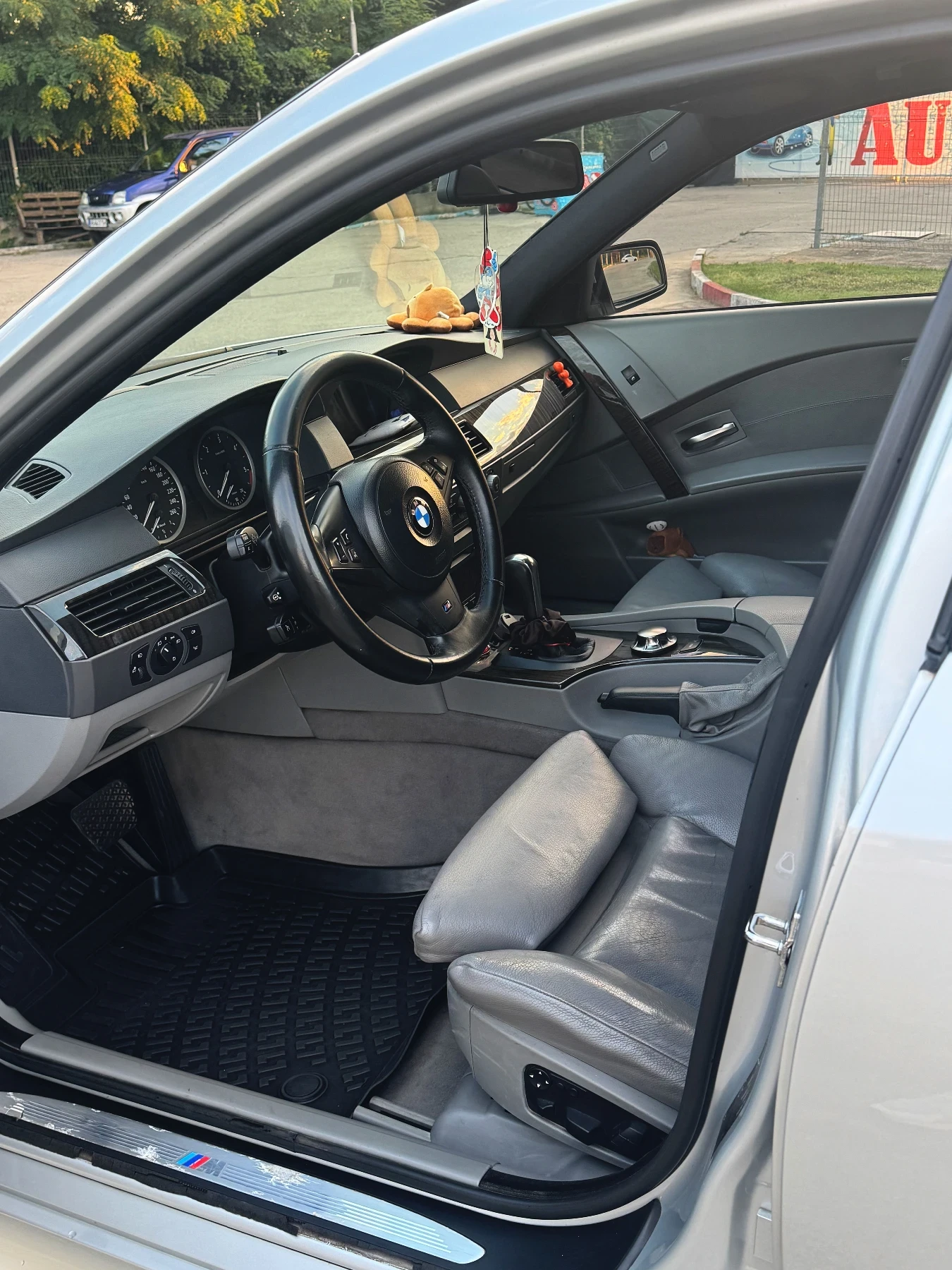 BMW 535 535d / Фабричен М PACK / 272 к.с / HeadUp , снимка 6 - Автомобили и джипове - 55467606