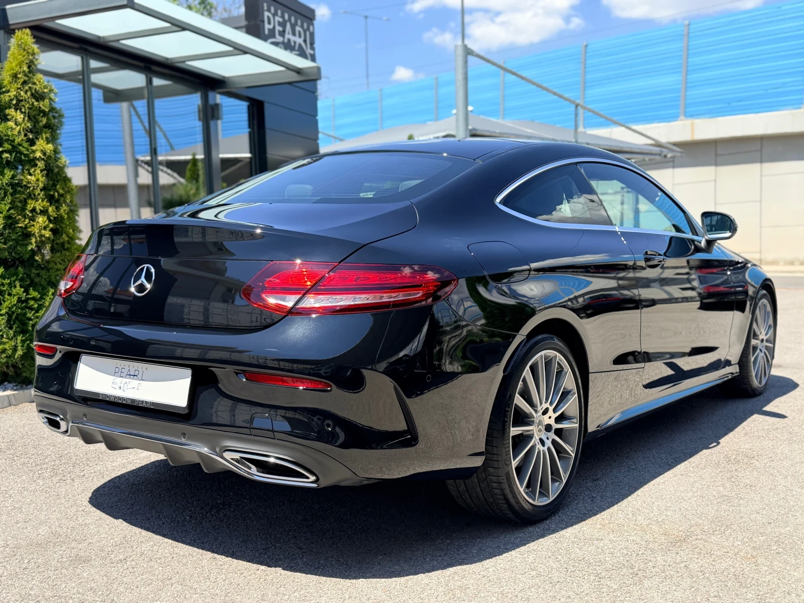 Mercedes-Benz C 220 d Facelift 9G-tronic AMG PANO Multibeam Ambient, снимка 8 - Автомобили и джипове - 55529565