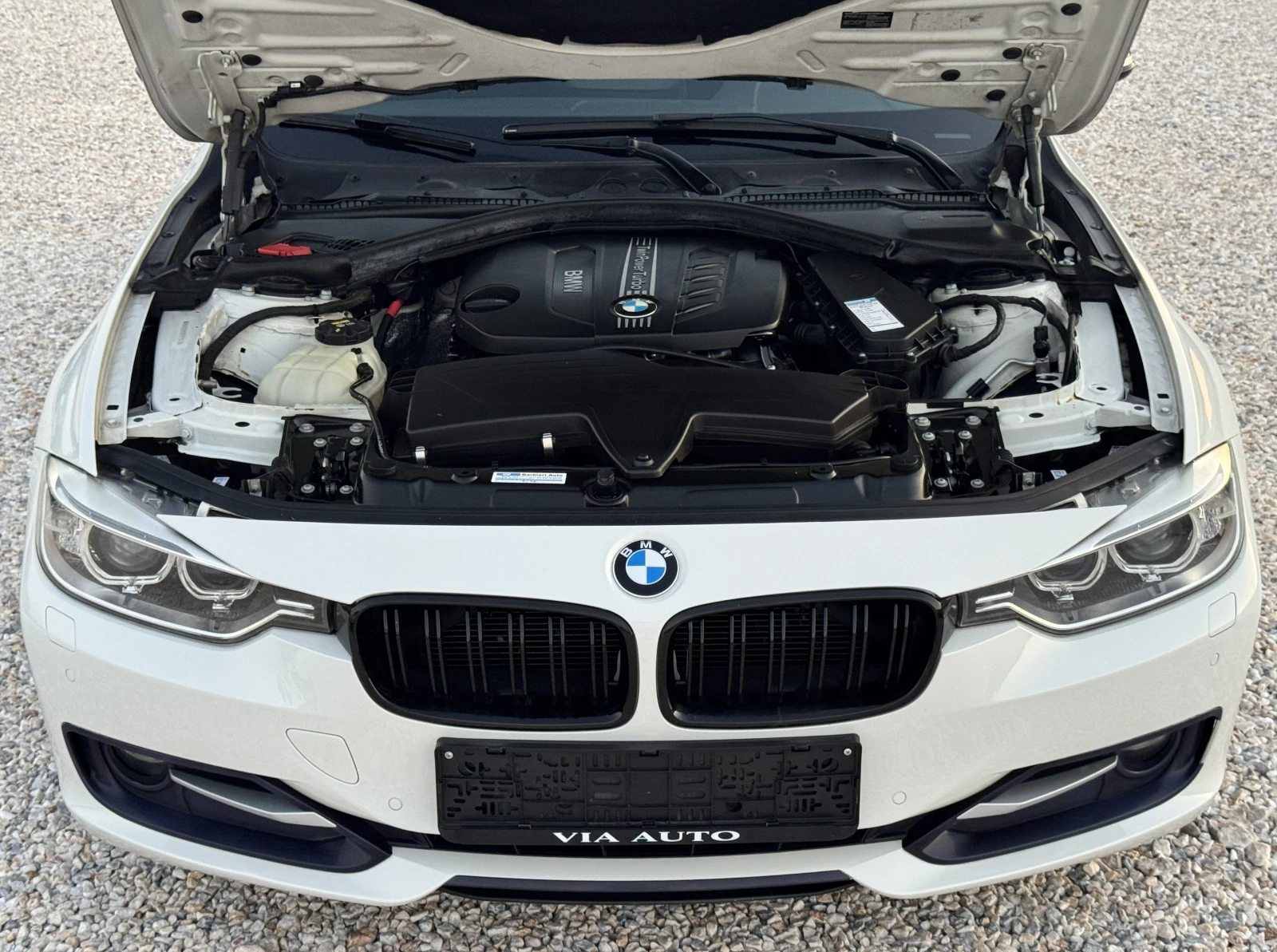 BMW 320 2.0D SPORT ТОП СЪСТОЯНИЕ, снимка 16 - Автомобили и джипове - 55562920