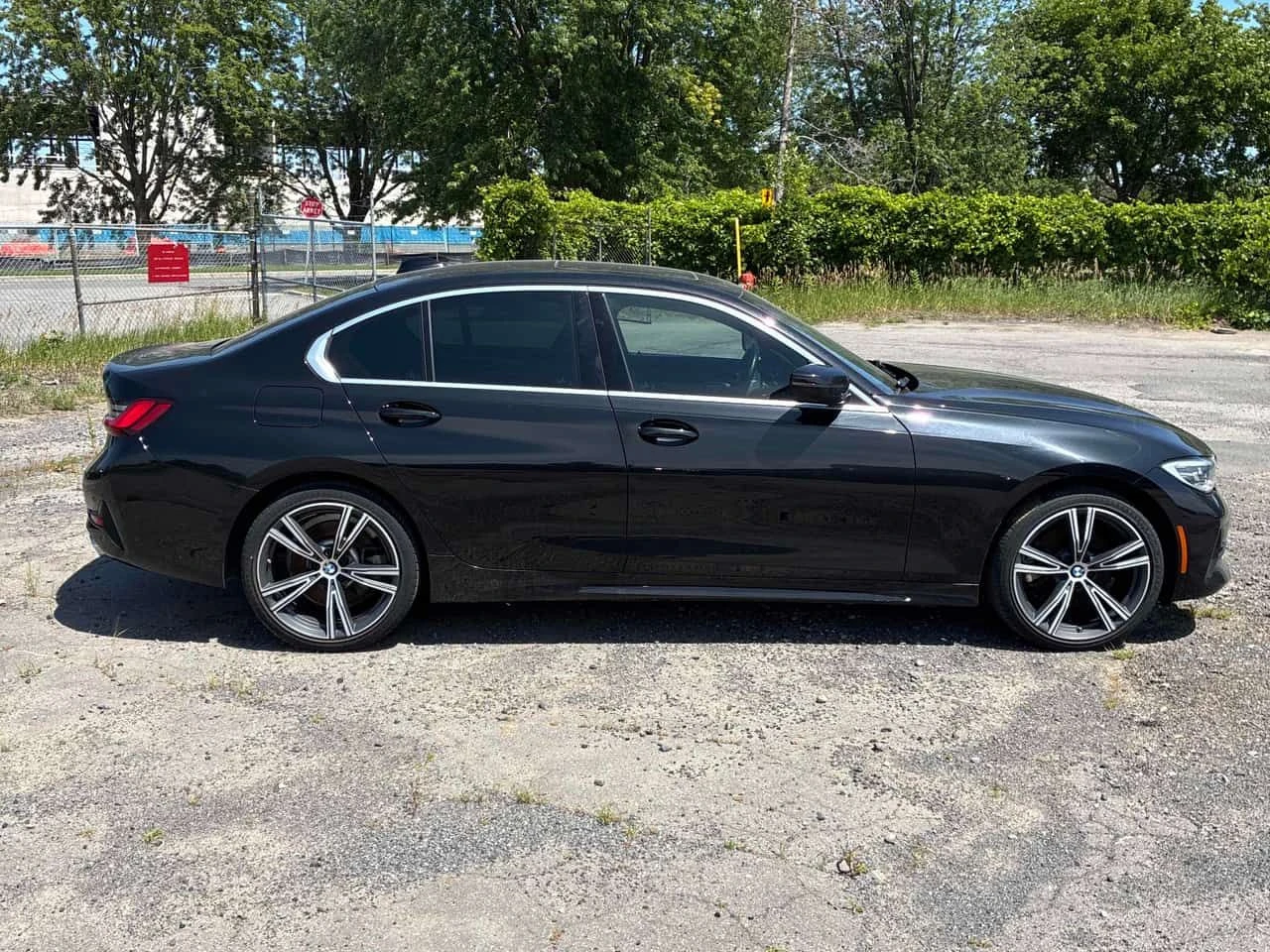 BMW 330 * xDrive * CARFAX * ОПЦИЯ ЗА ФИНАНСИРАНЕ * , снимка 3 - Автомобили и джипове - 55580599