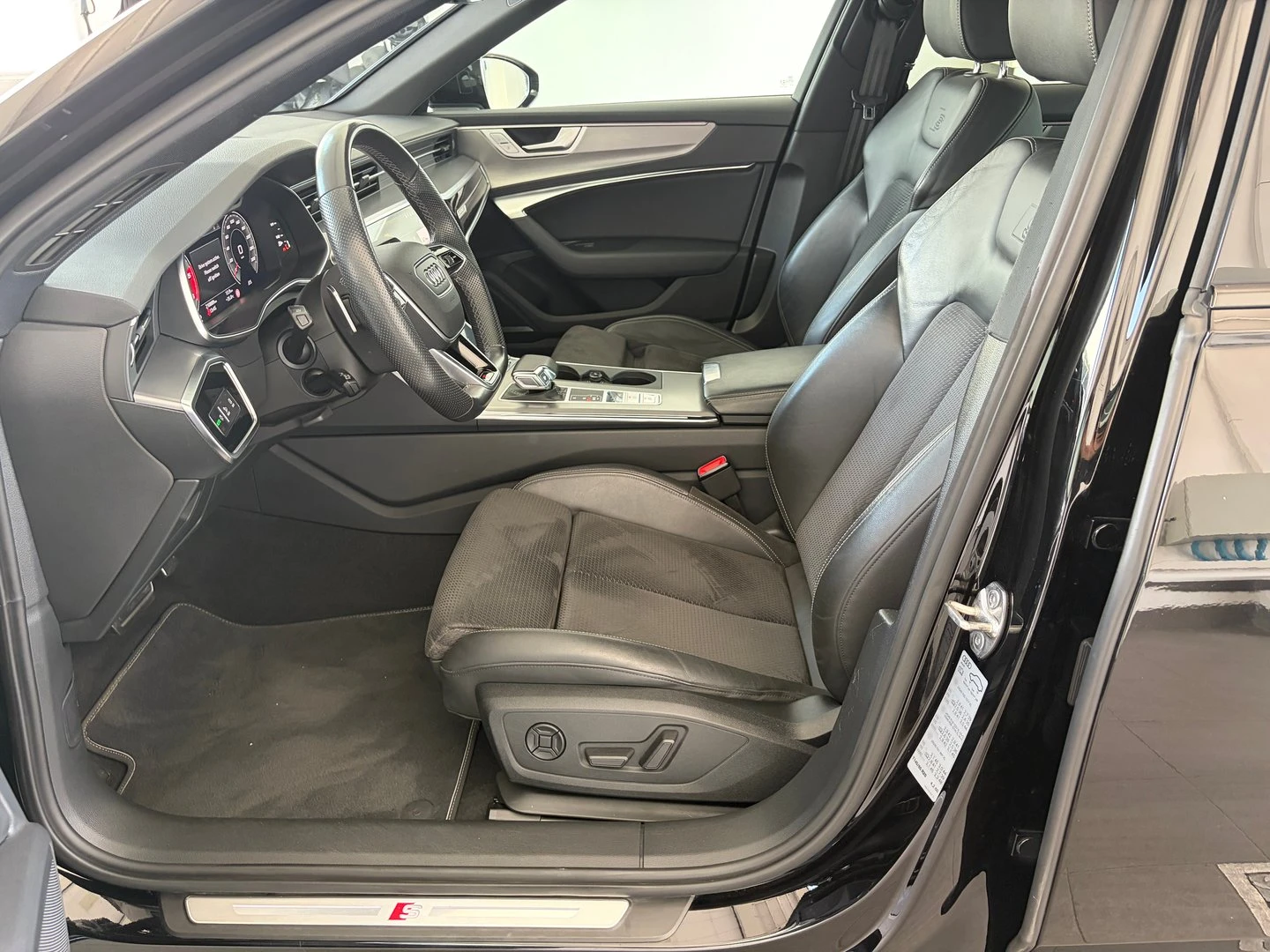 Audi S6, снимка 5 - Автомобили и джипове - 56422636
