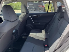 Toyota Rav4 Hybrid XLE * 2 КЛЮЧА * ПАНОРАМА * CARFAX, снимка 8
