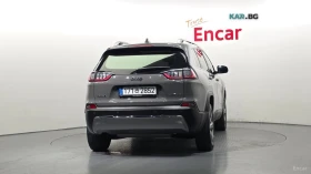 Jeep Cherokee 2.4 Limited AWD* КОЖА* ОБДУХ* НАВИ* ПАНО | Auto.bg — изображение 4