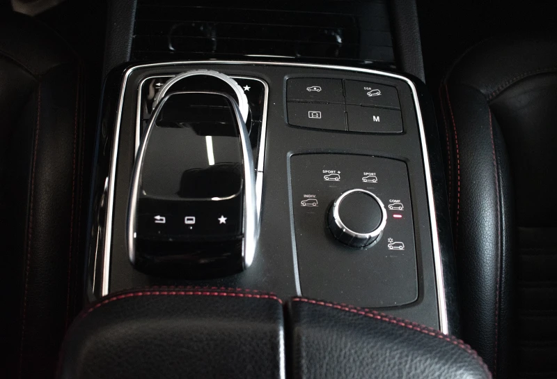 Mercedes-Benz GLE 450 AMG Топ състояние/Лизинг, снимка 11 - Автомобили и джипове - 44909055