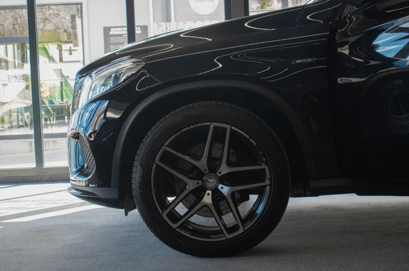 Mercedes-Benz GLE 450 AMG Топ състояние/Лизинг, снимка 2 - Автомобили и джипове - 44909055