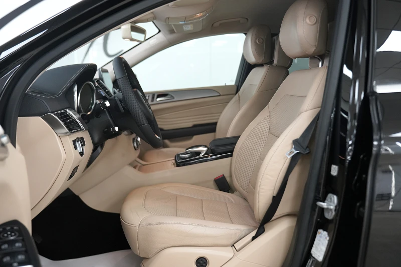 Mercedes-Benz GLE Coupe 350d 4Matic AMG Line * Обдухване* Монитори* , снимка 9 - Автомобили и джипове - 51497827