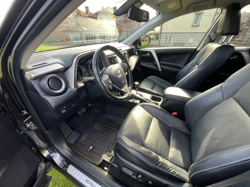 Toyota Rav4, снимка 11 - Автомобили и джипове - 53475270