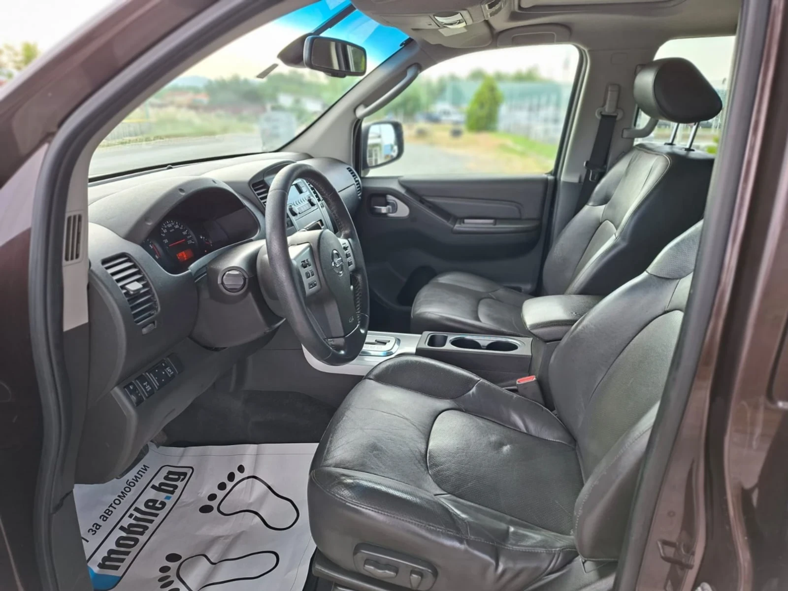 Nissan Navara 2.5TDI 4x4 190кс - изображение 9