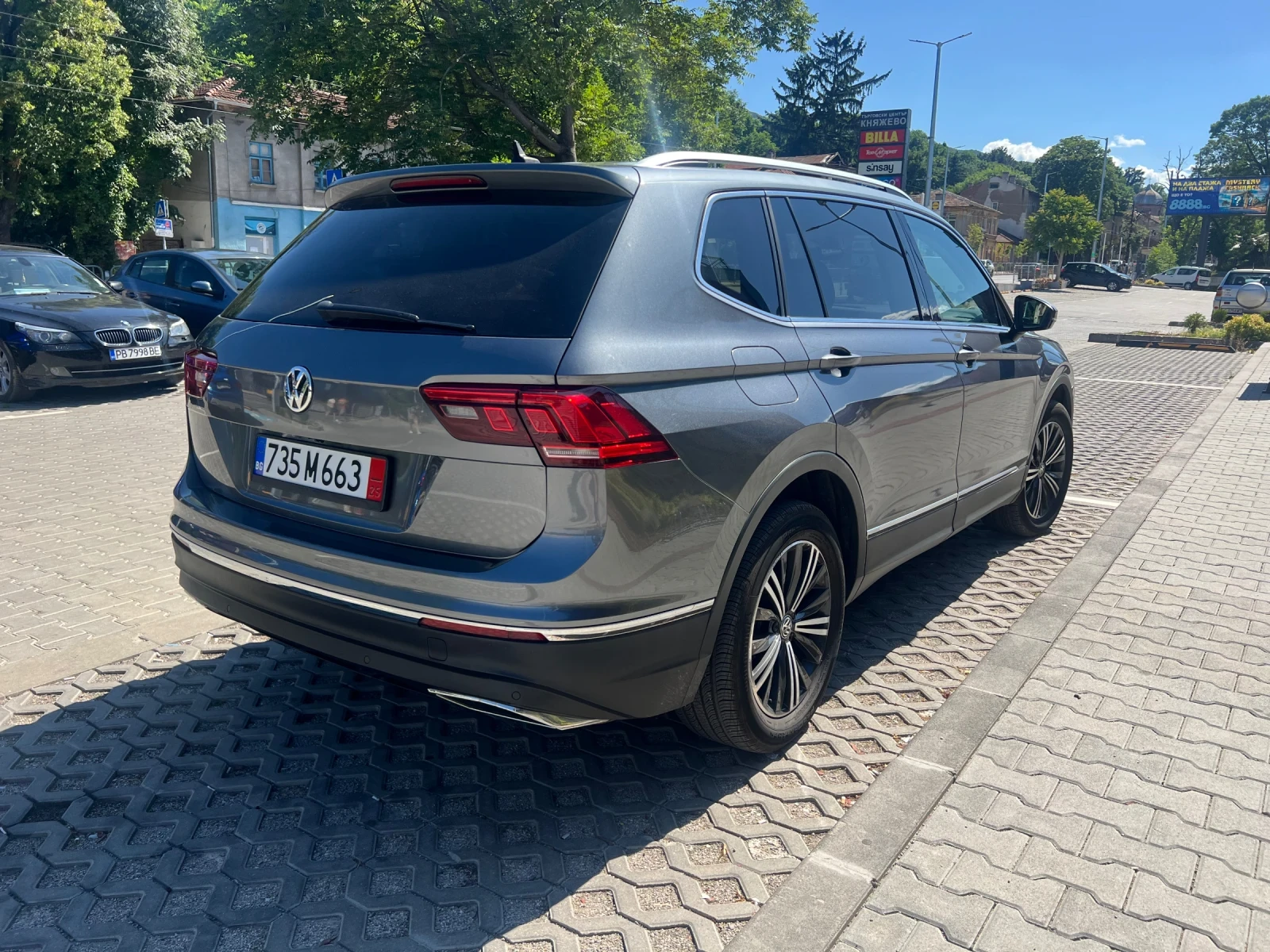 VW Tiguan All space 4x4 SEL - изображение 4