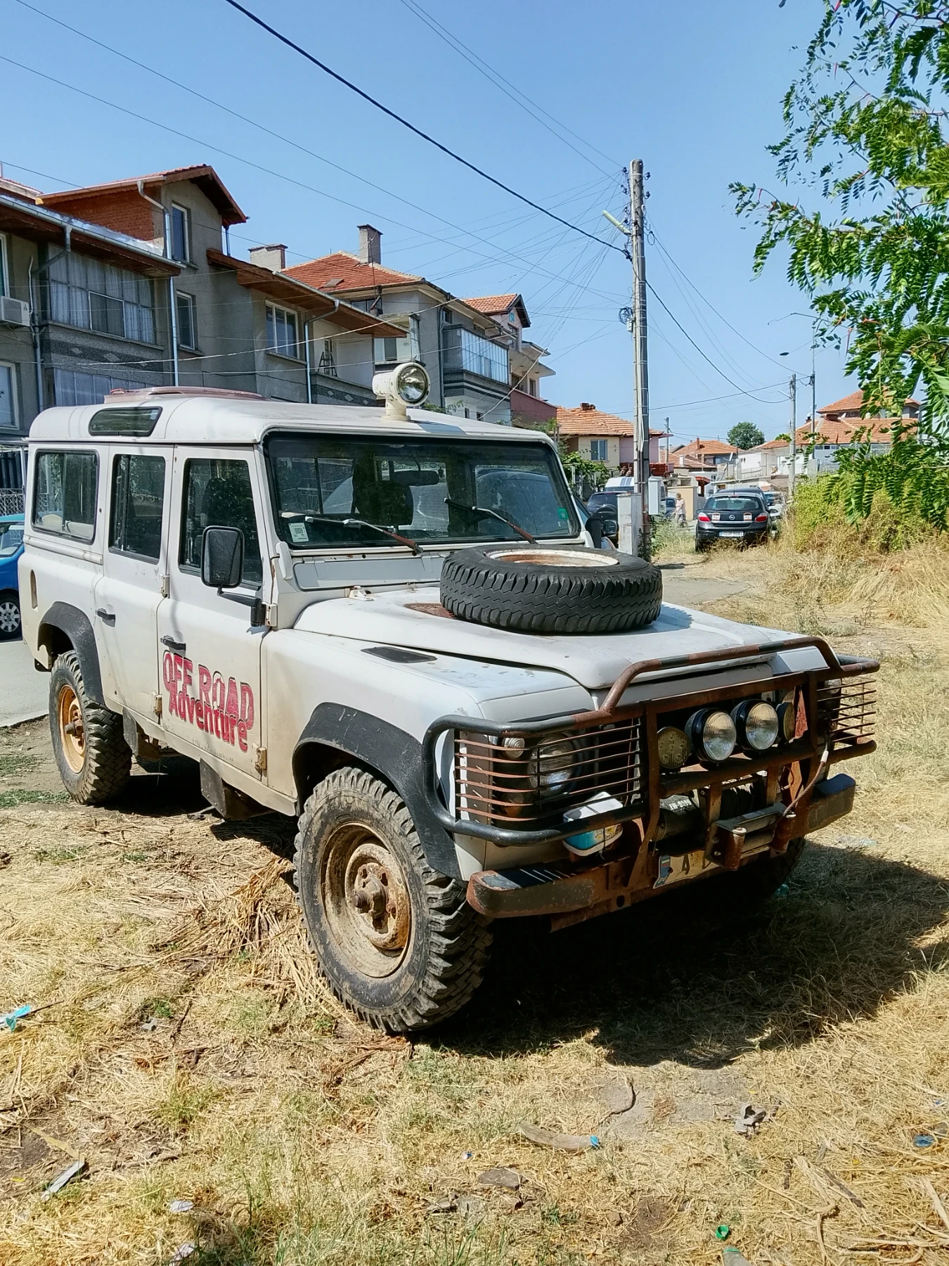 Land Rover Defender 110 - изображение 2