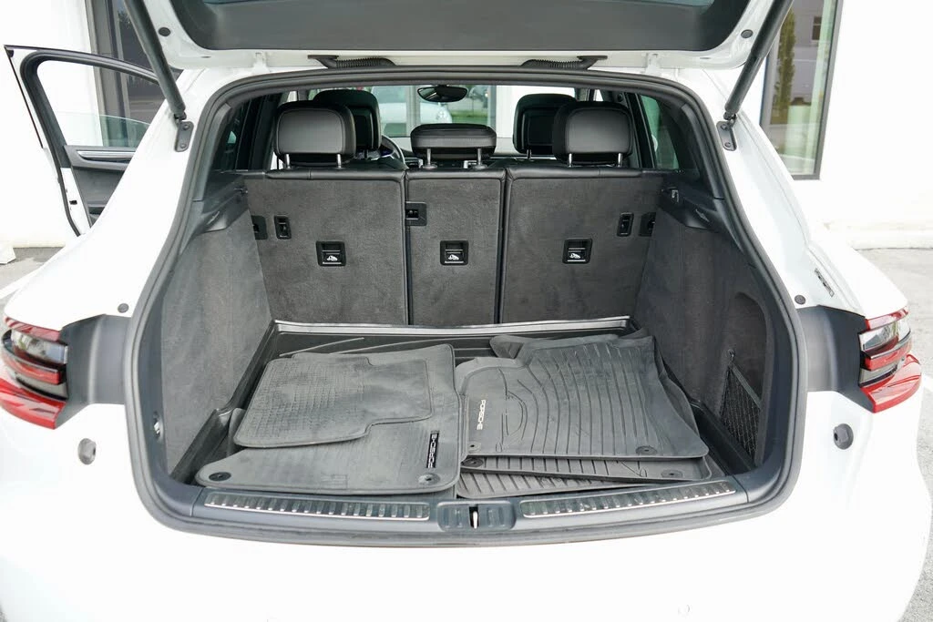 Porsche Macan S * NAVI * LED * ОБДУХВАНЕ * ПОДГРЕВ * CAMERA  - изображение 8