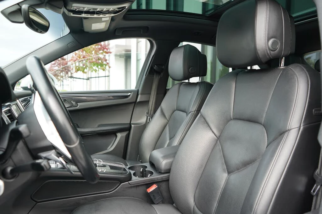 Porsche Macan S * NAVI * LED * ОБДУХВАНЕ * ПОДГРЕВ * CAMERA  - изображение 10