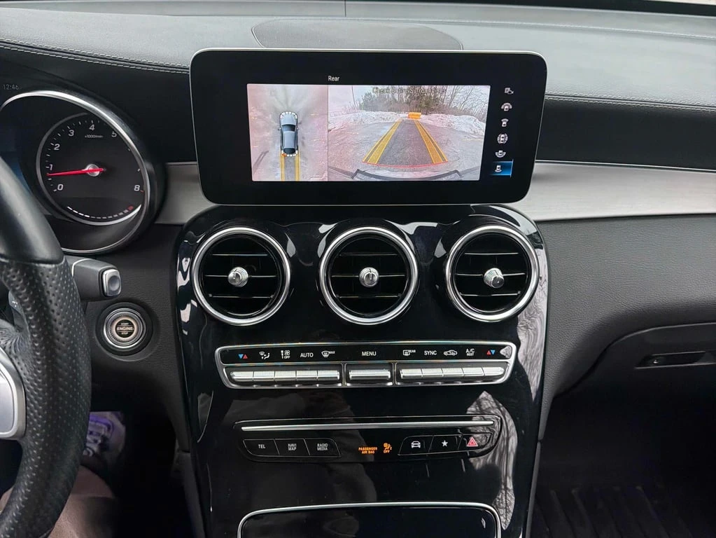 Mercedes-Benz GLC * 300 * CARFAX * БЕЗ ПЪРВОНАЧАЛНА ВНОСКА - изображение 9