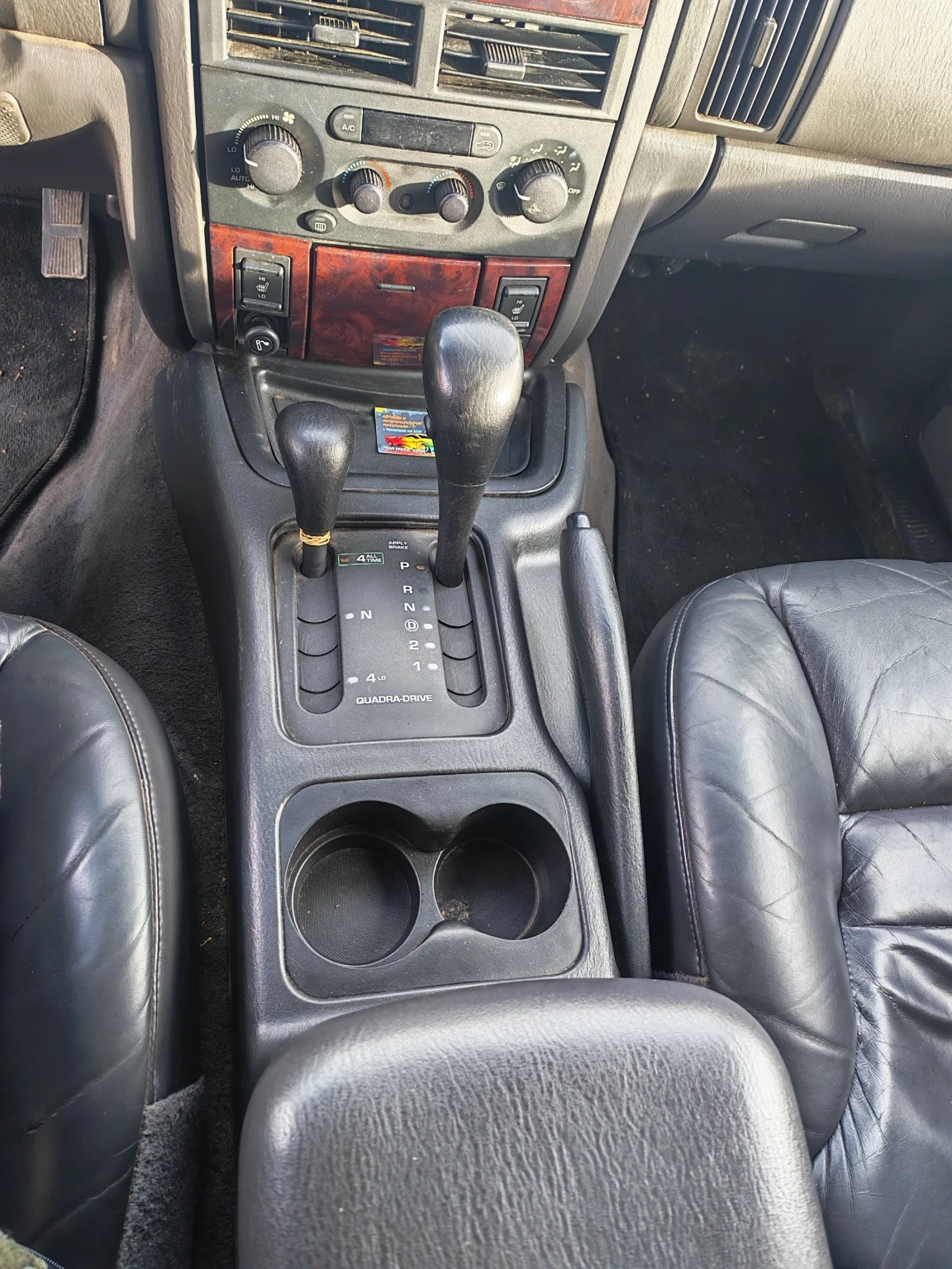 Jeep Grand cherokee, снимка 10 - Автомобили и джипове - 53686395