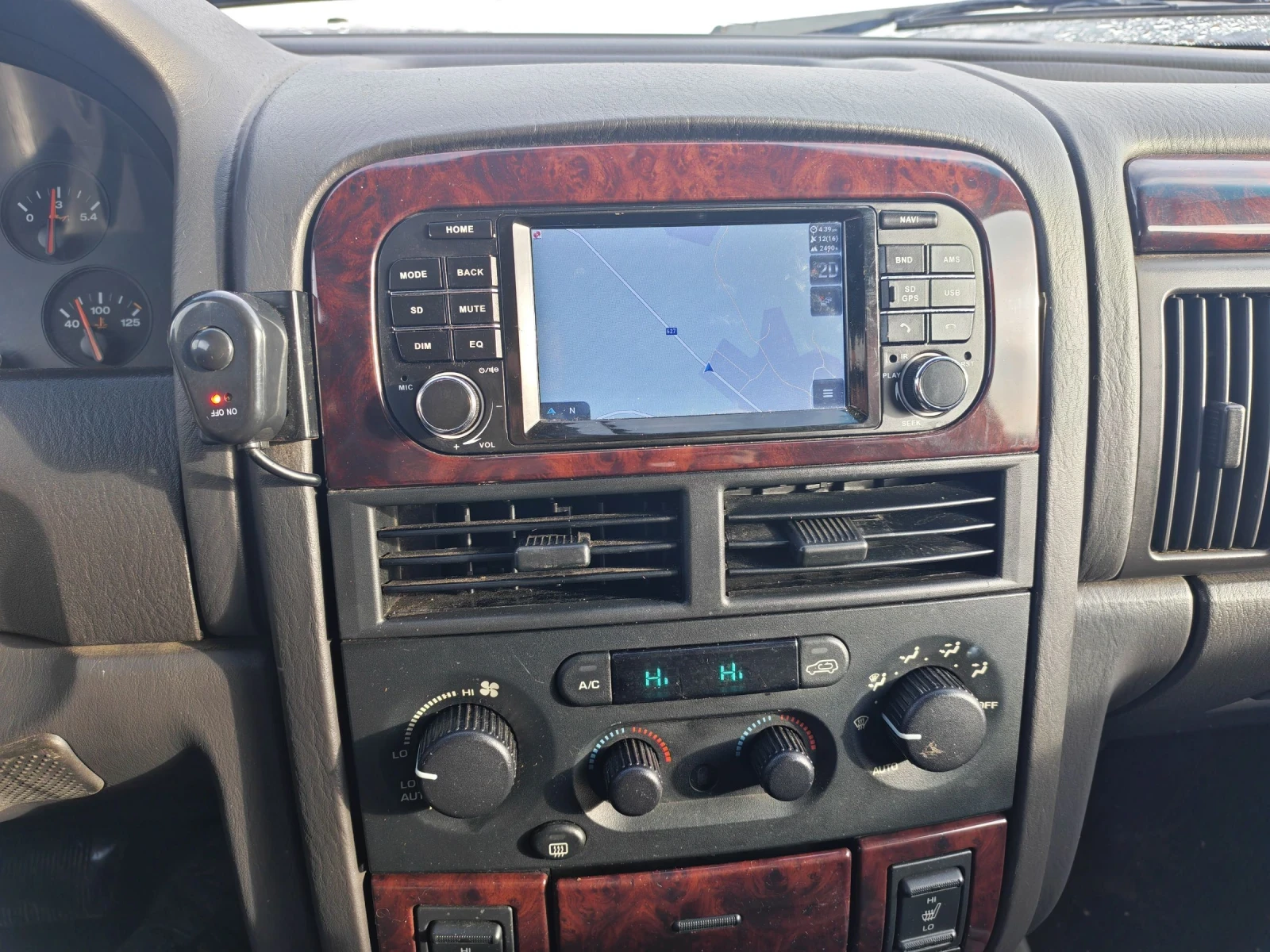 Jeep Grand cherokee, снимка 11 - Автомобили и джипове - 53686395