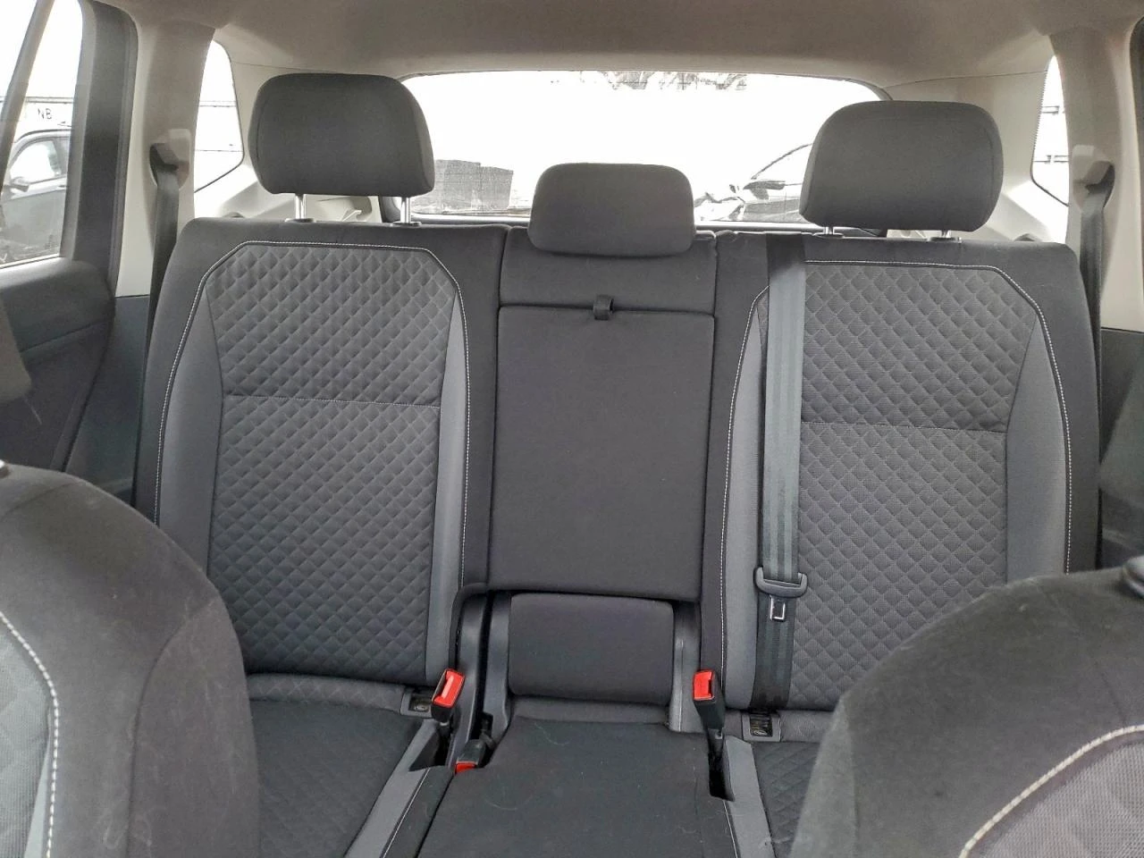 VW Tiguan 2l Volkswagen S* 4 MOTION, снимка 10 - Автомобили и джипове - 54197003