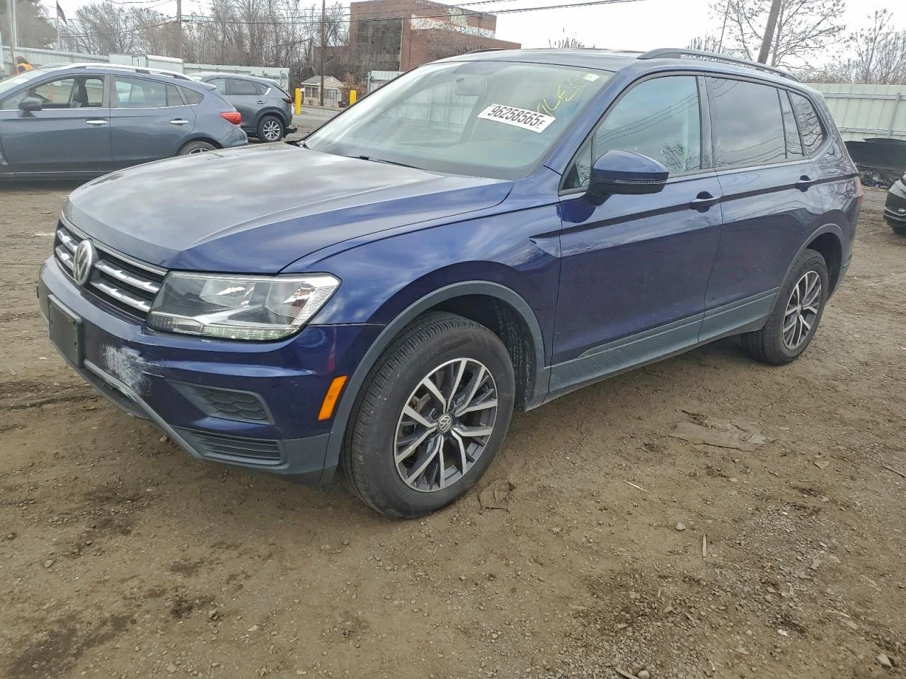 VW Tiguan 2l Volkswagen S* 4 MOTION