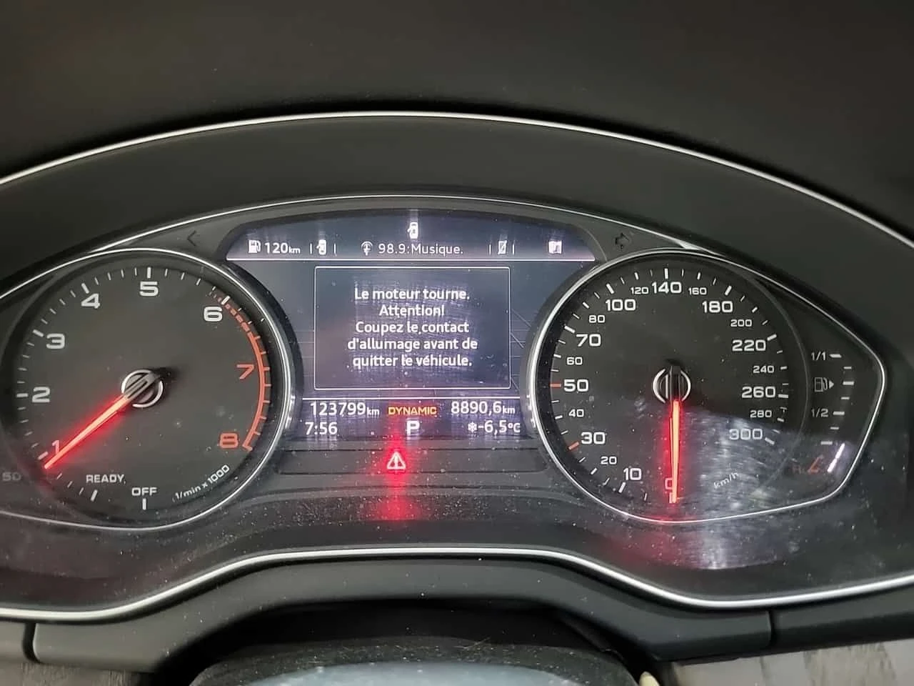 Audi Q5 * PROGRESSIV * CARFAX * ЦЕНА ДО БГ, снимка 8 - Автомобили и джипове - 54270106