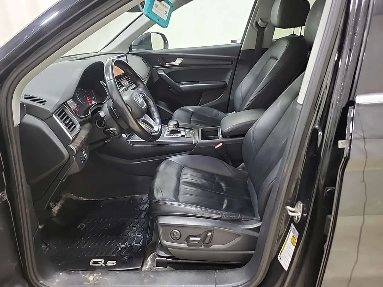 Audi Q5 * PROGRESSIV * CARFAX * ЦЕНА ДО БГ, снимка 6 - Автомобили и джипове - 54270106