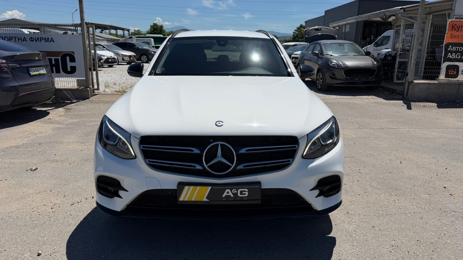 Mercedes-Benz GLC 250 AMG PACK SERVICE BOOK, снимка 2 - Автомобили и джипове - 54495746