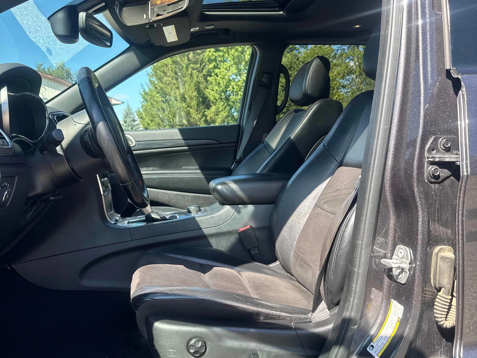 Jeep Grand cherokee * Altitude * CARFAX * АВТОКРЕДИТ* , снимка 5 - Автомобили и джипове - 55898123