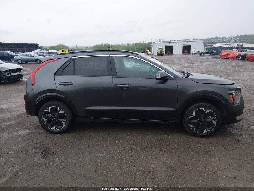 Kia Niro Ev Wind, снимка 13 - Автомобили и джипове - 56319340