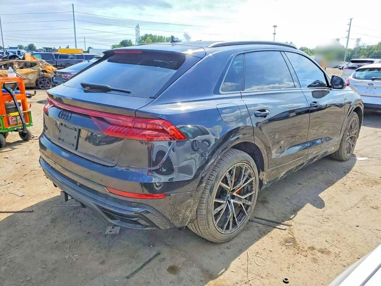 Audi Q8 S-Line quattro Premium Plus * CARFAX * ���������� | Mobile.bg � ����������� 3