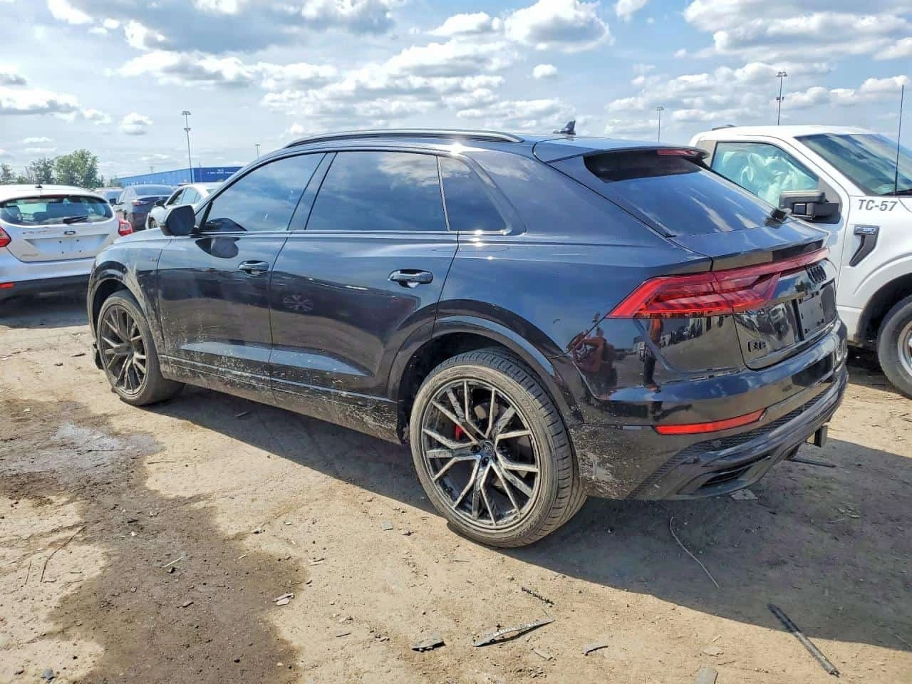 Audi Q8 S-Line quattro Premium Plus * CARFAX * ���������� | Mobile.bg � ����������� 2