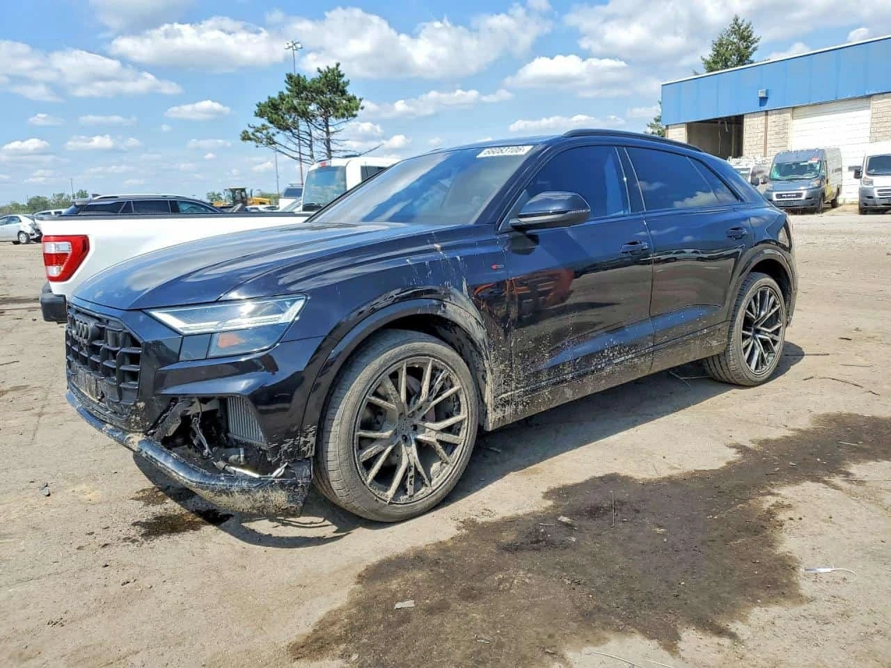 Audi Q8 S-Line quattro Premium Plus * CARFAX * АВТОКРЕДИТ