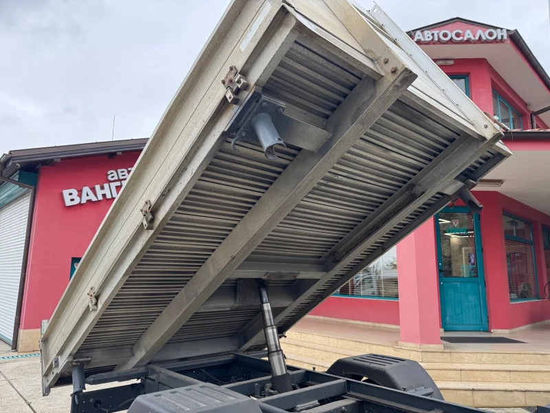 Iveco Daily 3.0HPI* 35C18* 7 места* Тристранен самосвал, снимка 12 - Бусове и автобуси - 40694396