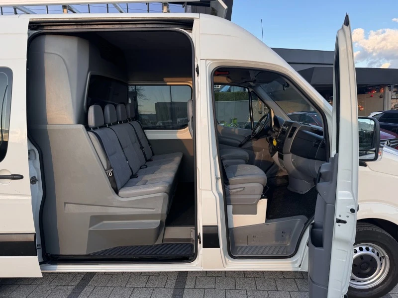 VW Crafter 2.5TDI 6-местен Клима , снимка 10 - Бусове и автобуси - 44940625