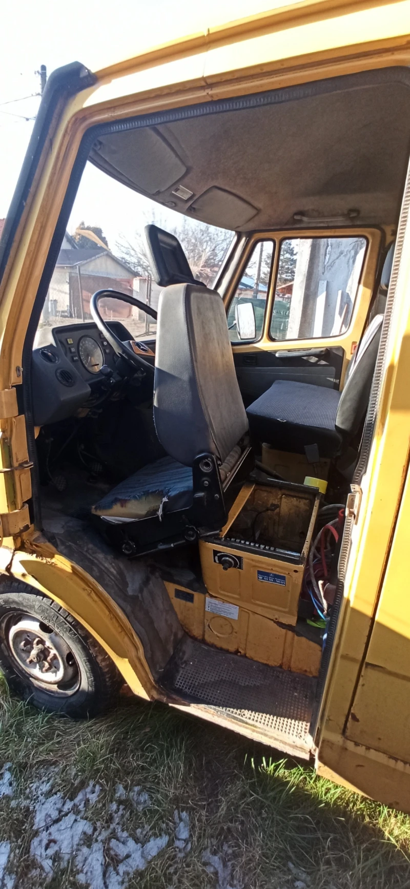 Mercedes-Benz 207, снимка 11 - Бусове и автобуси - 52445940